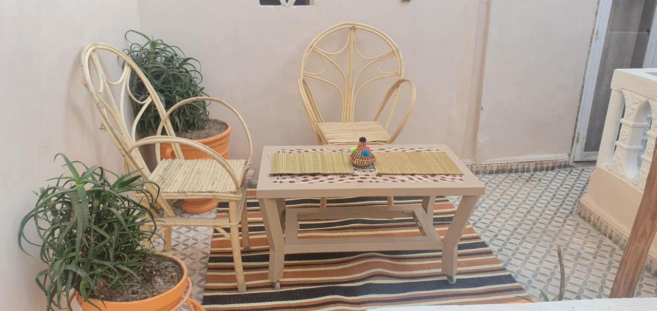 Surf Riad تغازوت المظهر الخارجي الصورة