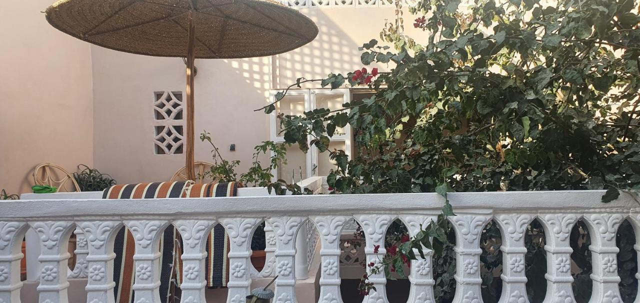 Surf Riad تغازوت المظهر الخارجي الصورة
