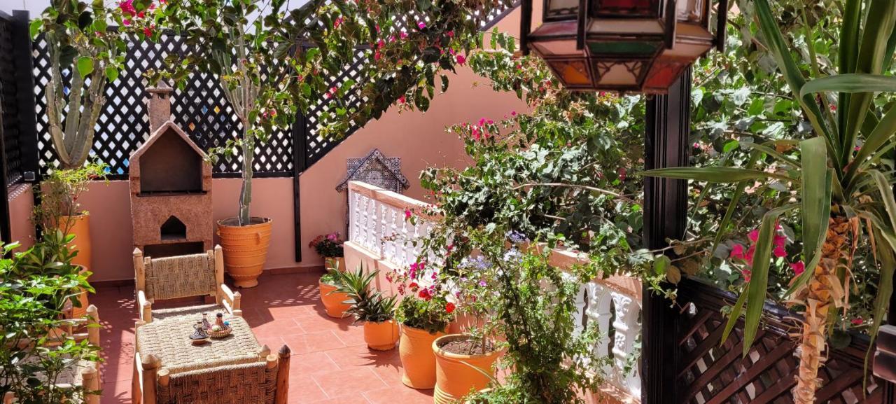 Surf Riad تغازوت المظهر الخارجي الصورة